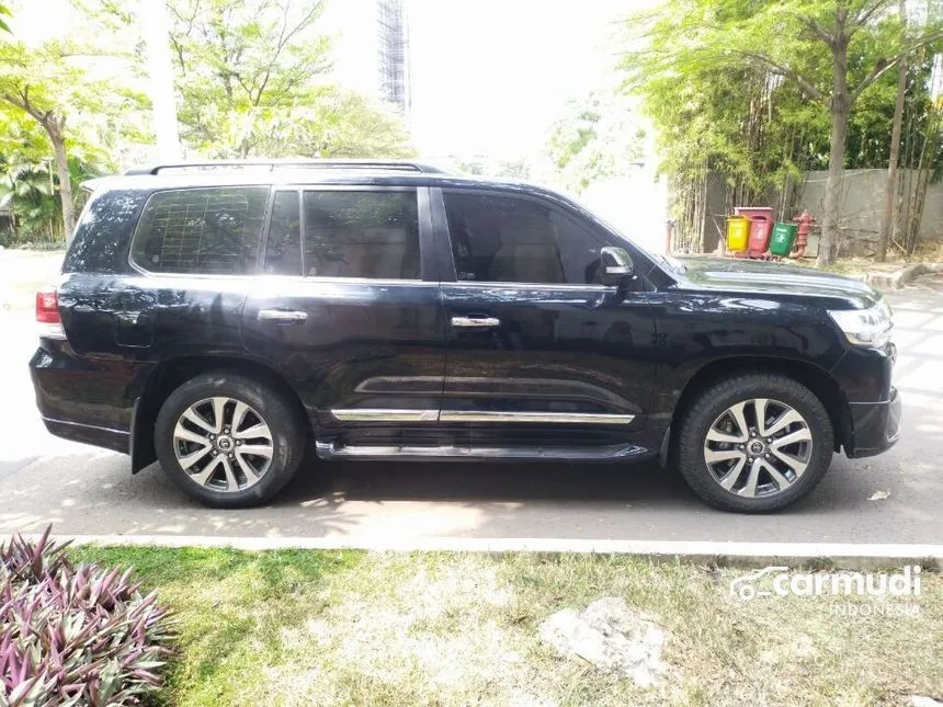 2016 Toyota Land Cruiser VX-R SUV