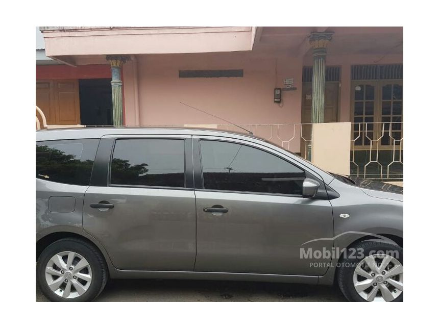 Jual Mobil  Nissan Grand  Livina  2014 SV 1 5 di Yogyakarta  