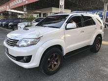2012 Toyota Fortuner 3.0 (ปี 12-15) V SUV AT