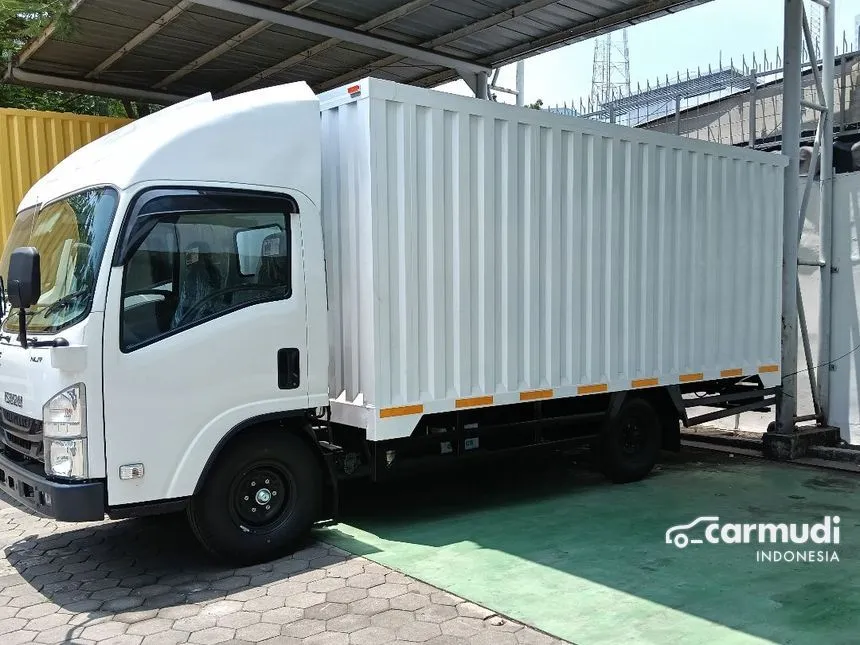 Jual Mobil Isuzu Elf 2024 NMR 81 U 4.8 di Banten Manual Trucks Putih Rp 348.000.000