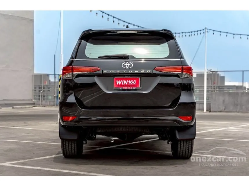 2019 Toyota FORTUNER V SUV