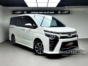 2019 Toyota Voxy 2.0 MPV