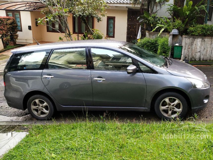 Mitsubishi grandis 2007