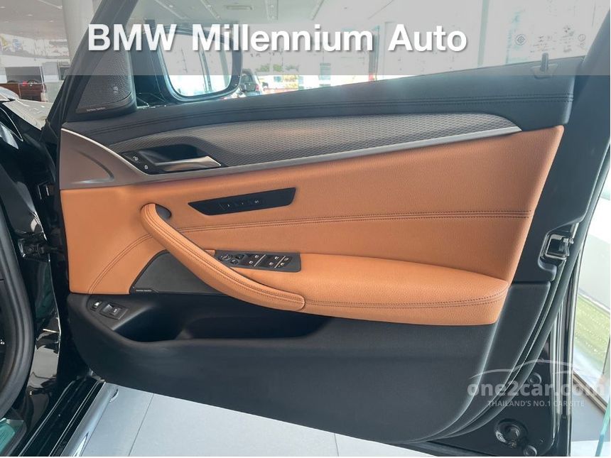 2020 BMW 530e M Sport Sedan
