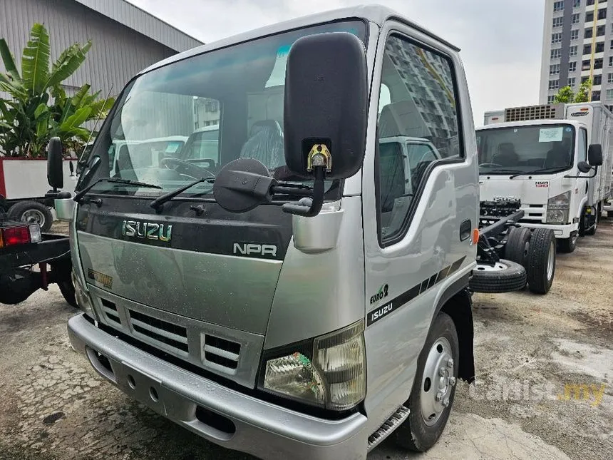 2024 Isuzu NPR Lorry