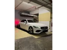 2022 Mercedes-Benz C200 2.0 AMG Final Edition Sedan White on Black Odo 35 Rb (TERMURAH)