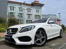 Low KM Like new Mercedes-Benz C200 2,0 AMG Sedan 2018