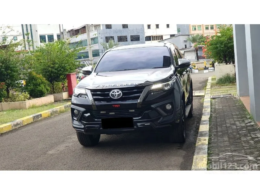 2020 Toyota Fortuner VRZ TRD 4X2 SUV
