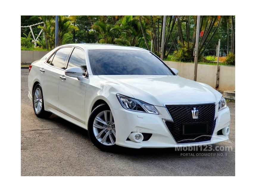 Jual Mobil Toyota Crown 2013 G Athlete 2.5 di Banten Automatic Sedan ...