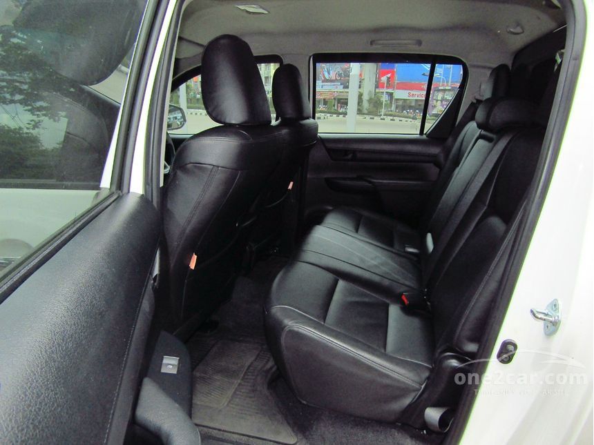 Toyota Hilux Revo 2017 J Plus 2.4 in กรุงเทพและปริมณฑล Manual Pickup สี