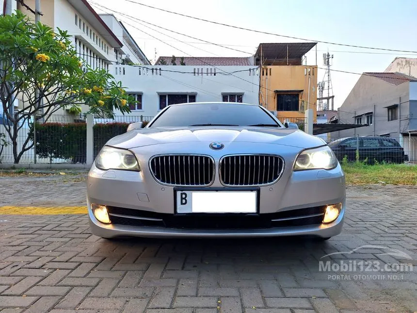 2011 BMW 523i Sedan