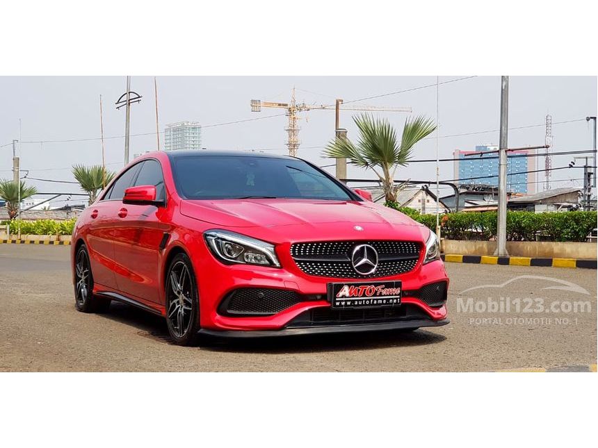 Jual Mobil  Mercedes Benz CLA200 2019 Sport  1 6 di DKI 