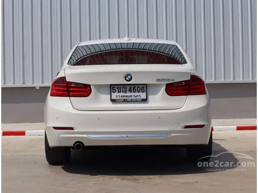 2013 BMW 320d Luxury Sedan