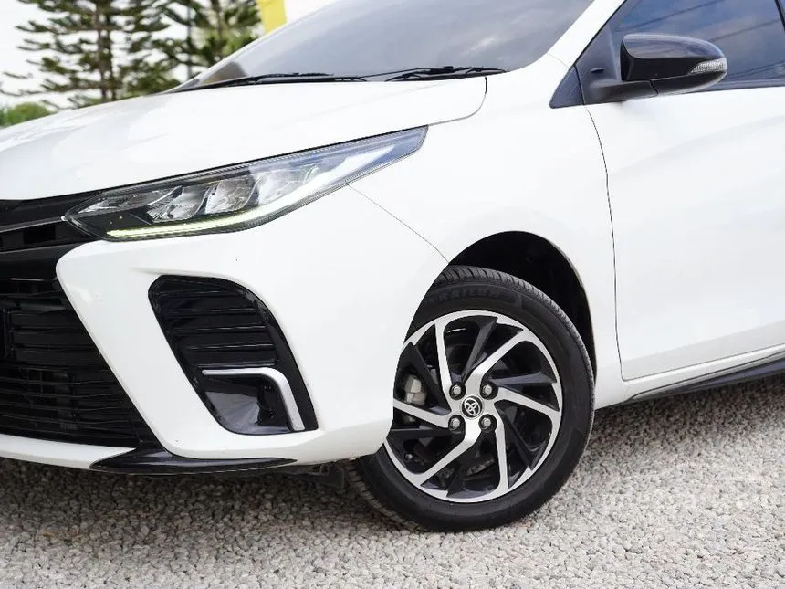 2022 Toyota Yaris Ativ G Sedan