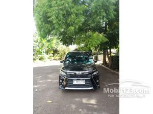 2018 Toyota Voxy 2.0 MPV