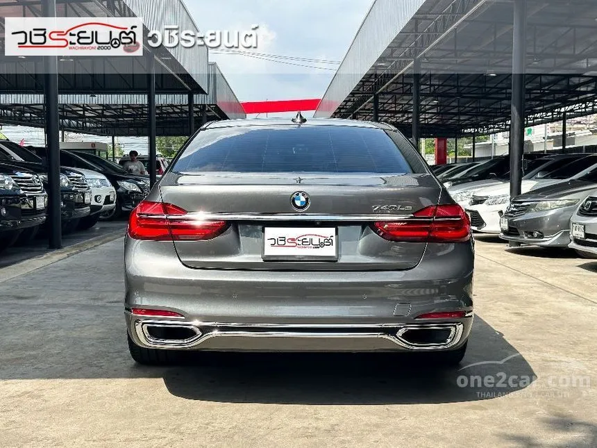 2018 BMW 740Le xDrive Pure Excellence Sedan