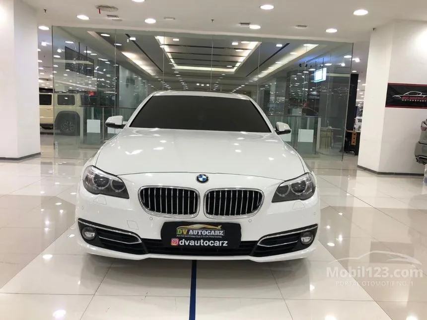 Jual Mobil BMW 520i 2014 Modern 2.0 di DKI Jakarta Automatic Sedan Putih Rp 355.000.000