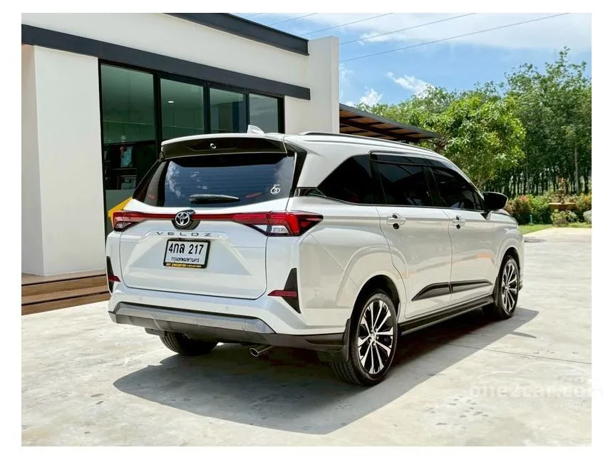 2022 Toyota Veloz Premium Wagon