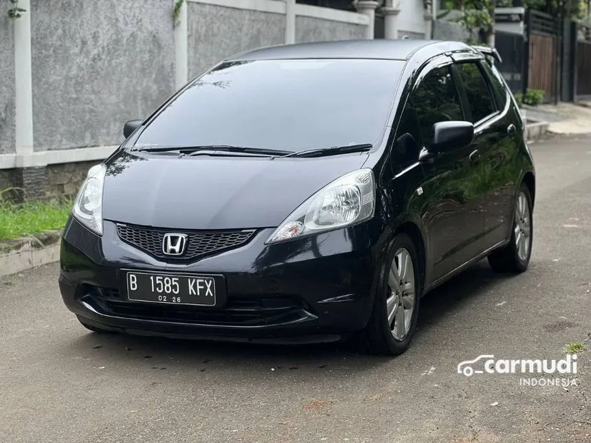 2011 Honda Jazz S Hatchback