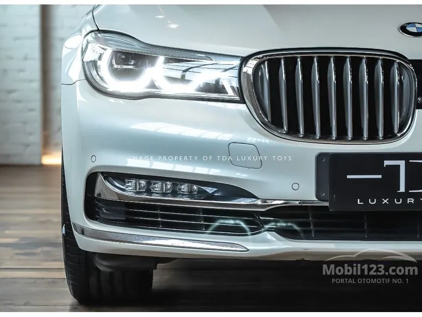 Jual Mobil BMW 750Li 2017 4.4 di DKI Jakarta Automatic Sedan Putih Rp 1 ...