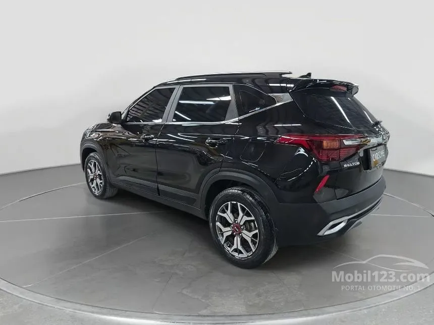 2021 KIA Seltos EX+ SUV