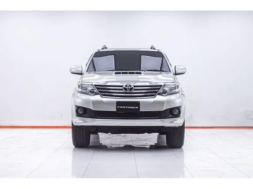 2013 Toyota FORTUNER V SUV