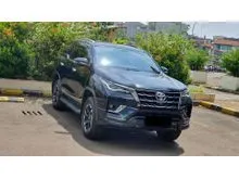 2022 Toyota Fortuner 2.8 GR Sport 4X2 SUV kredit mudah