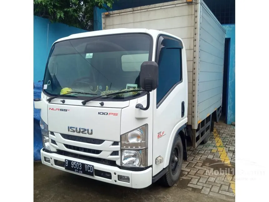 Jual Mobil Isuzu Elf 2020 NLR 55 2.8 di Banten Manual Trucks Putih Rp 290.000.000