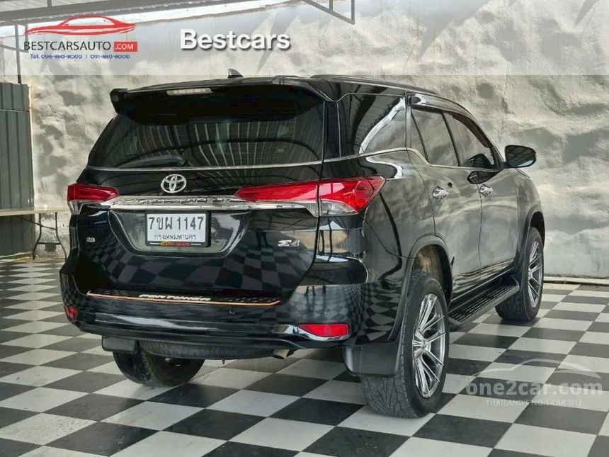 2015 Toyota FORTUNER V SUV