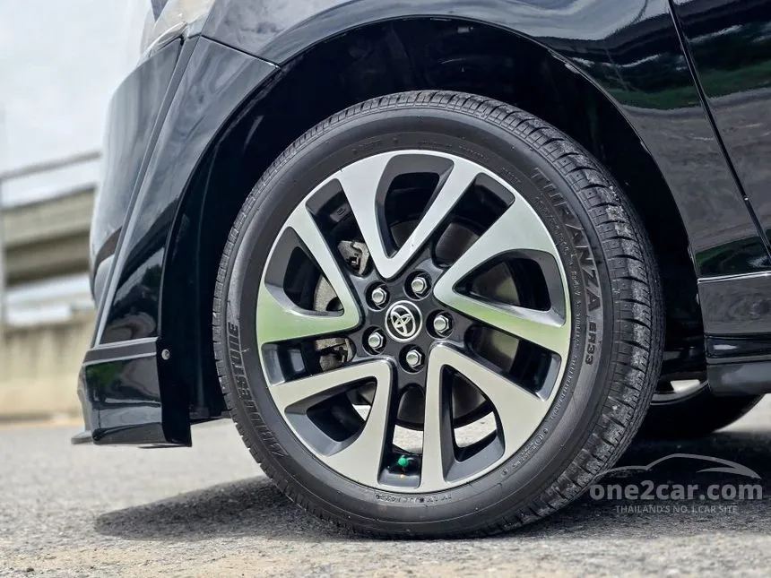 2023 Toyota SIENTA V Wagon