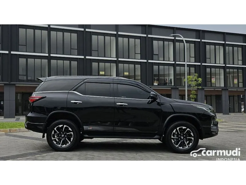 2022 Toyota Fortuner GR Sport 4X2 SUV