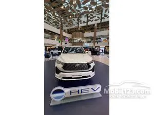 2026 Toyota Kijang Innova Zenix 2.0 V HV (Premium Color) MPV