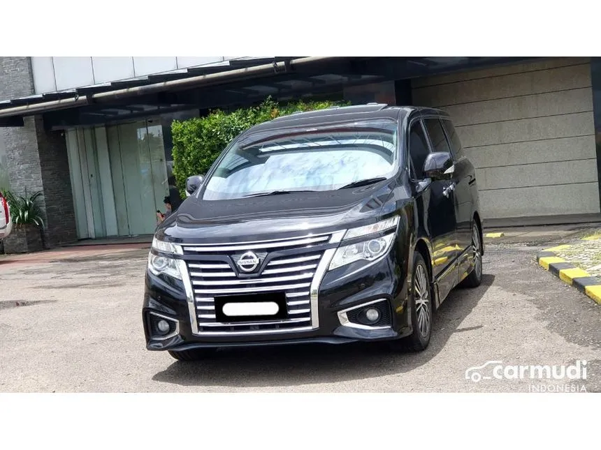 2014 Nissan Elgrand Highway Star MPV