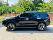 2017 Toyota Fortuner 2.4 (ปี 15-18) V SUV