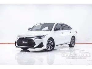 2022 Toyota Yaris Ativ 1.2 Premium Luxury Sedan