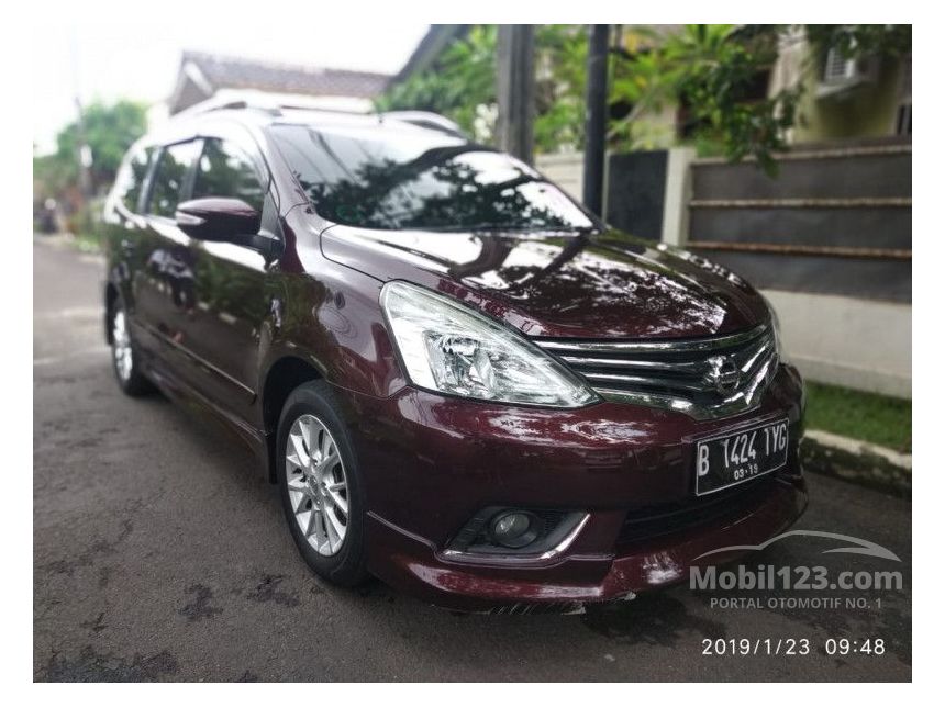 Jual Mobil Nissan Grand  Livina  2014 SV 1 5 di Banten 