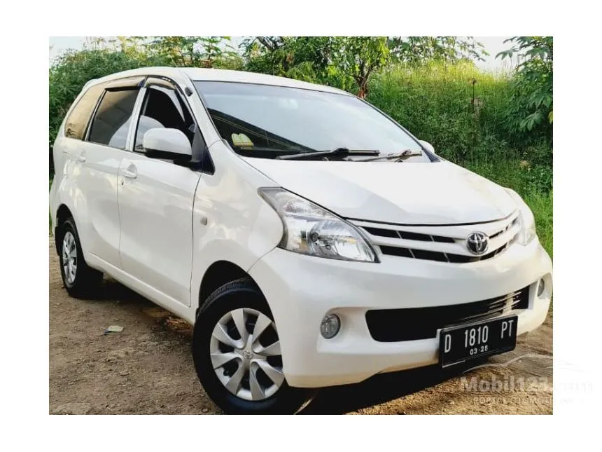 Jual Mobil Toyota Avanza 2013 E 1.3 di Jawa Barat Manual MPV Putih Rp 125.000.000