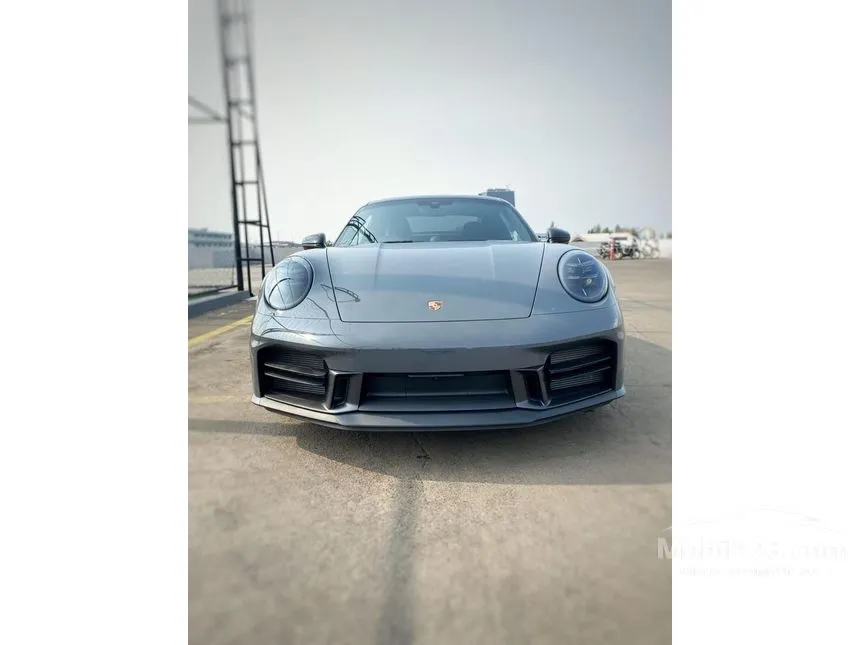 2025 Porsche 911 Carrera Coupe