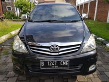 Innova 2.5 V Lux 2009 Matic