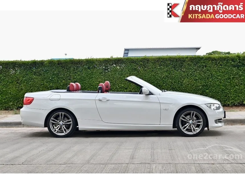 2011 BMW 320i Convertible