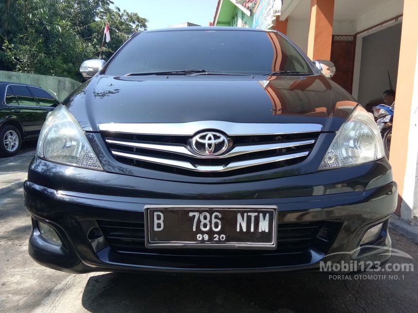 Jual Mobil Toyota Kijang Innova 2010 G Luxury 2.0 di Jawa 