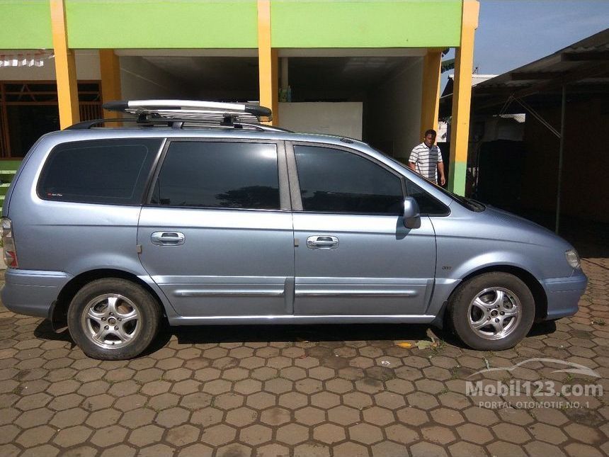 Hyundai trajet 2007