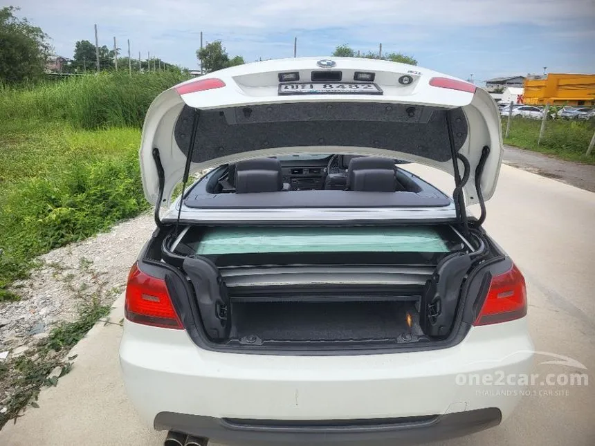 2009 BMW 320i Convertible