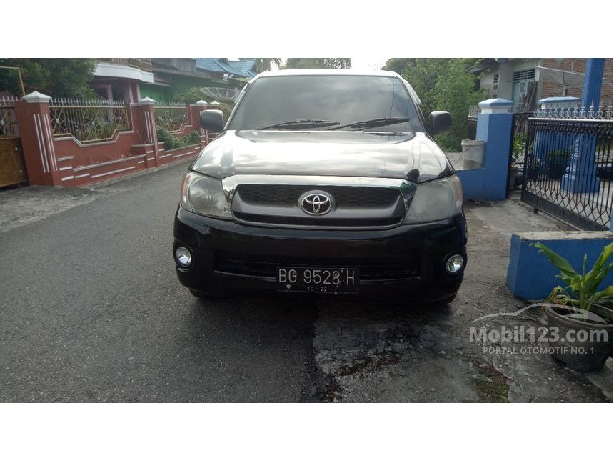 Jual Mobil  Toyota  Hilux  2008  N10 2 0 di Sumatera Barat 