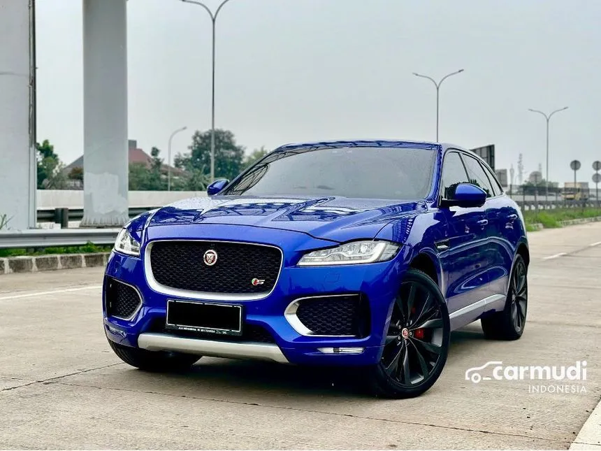 2016 Jaguar F-Pace First Edition SUV