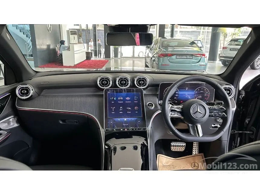 2025 Mercedes-Benz GLC300 AMG Line 4MATIC SUV