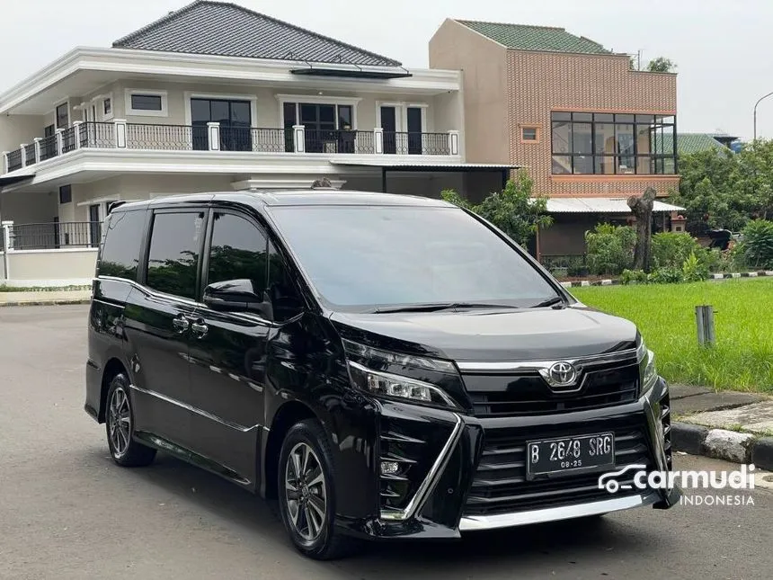 2020 Toyota Voxy MPV