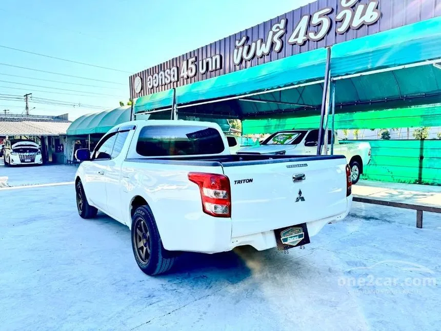 2017 Mitsubishi TRITON GLX Mega Cab Pickup
