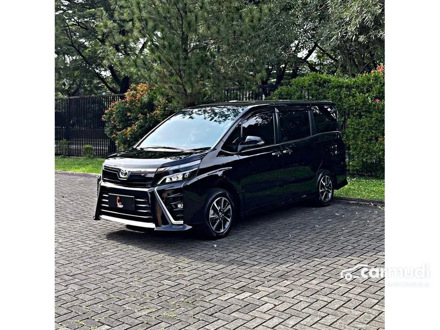 2019 Toyota Voxy MPV