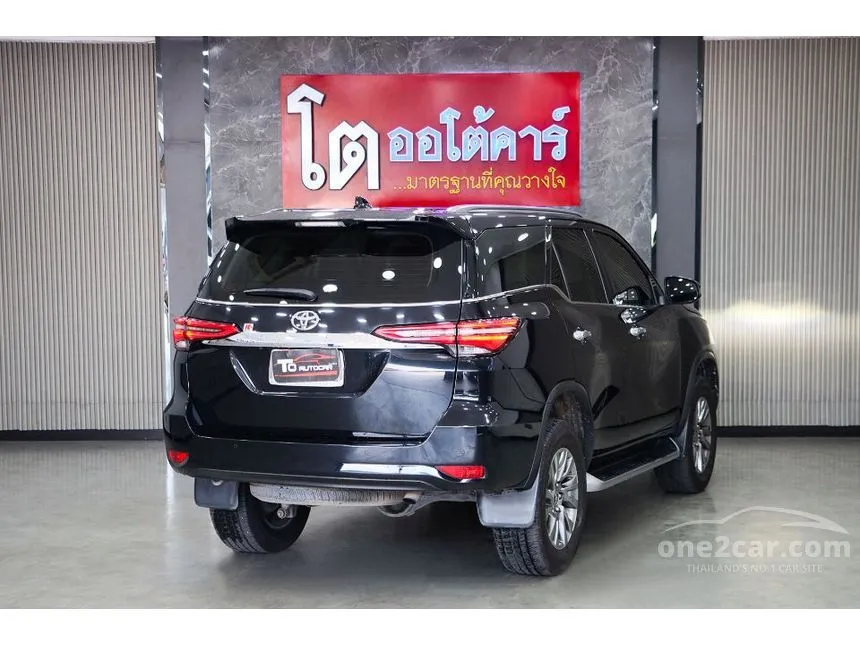 2022 Toyota FORTUNER V SUV